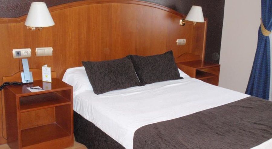 Ponferrada Plaza Hotel Exterior foto