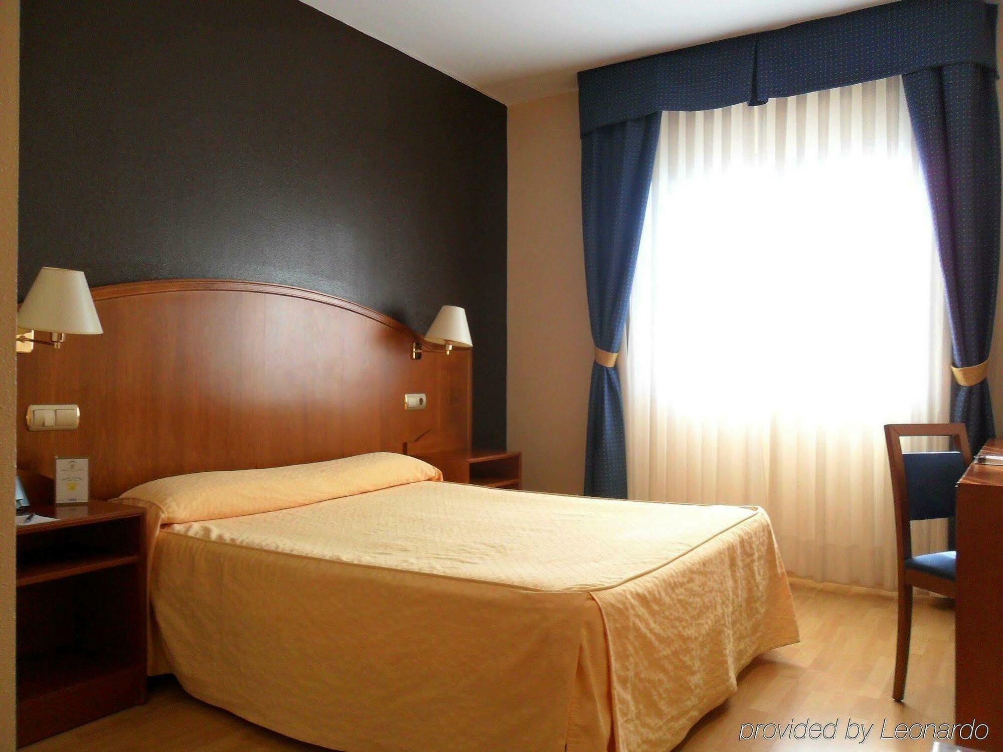Ponferrada Plaza Hotel Cameră foto